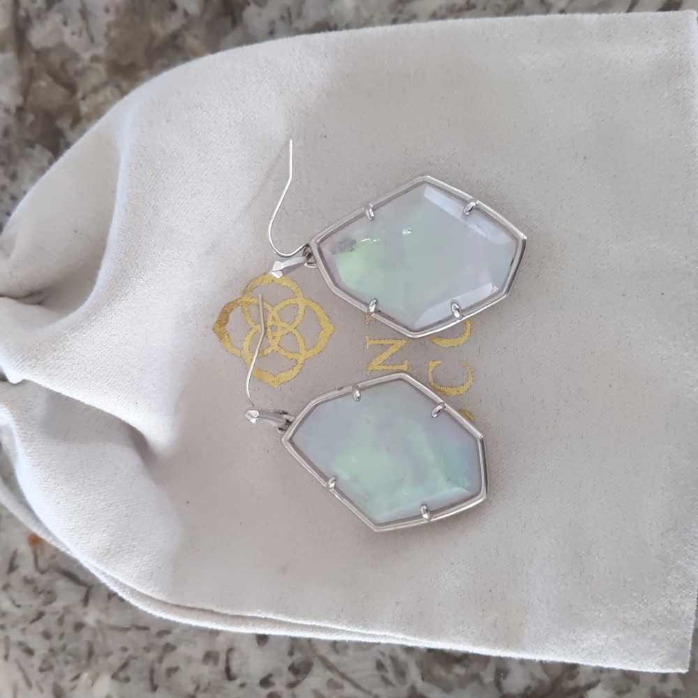 Kendra Scott Dunn Amethyst Dichroic Earrings